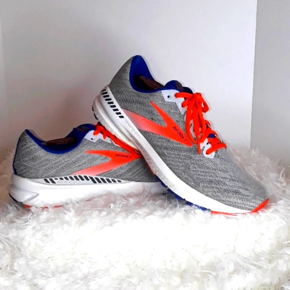 Brooks Ravenna 11 Guiderails Athletic Shoes with Speed Support. US Size: 8